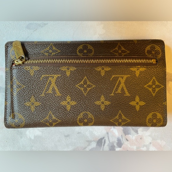 Authentic Louis Vuitton Monogram Eugenie Wallet w/ Brass Push Lock Hardware EUC - Picture 4 of 4